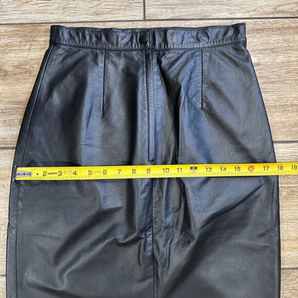 Black Leather Pencil Skirt Womens size 10 Lined Back Zipper & Slit - Picture 7 of 11